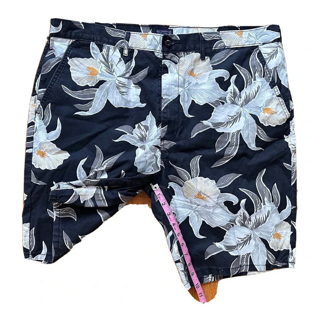 Levi Strauss Floral Shorts Mens W40 Floral Navy‎ Leaf Classic Chino Shorts